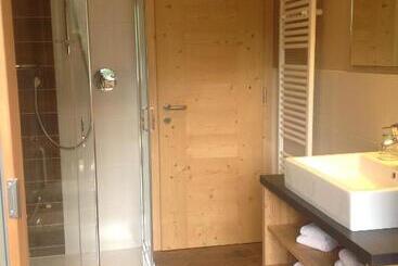 پانسیون Monti Pallidi B&b Apartments