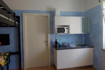 پانسیون Affittacamere Valchiavenna Foresteria In Tranquilla Villa Signorile Con Comodo Parcheggio Privato