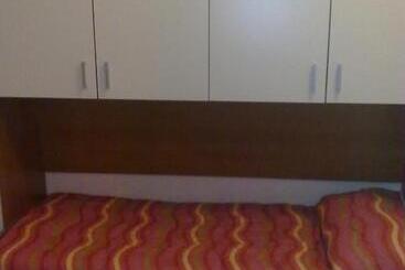 پانسیون Affittacamere Valchiavenna Foresteria In Tranquilla Villa Signorile Con Comodo Parcheggio Privato