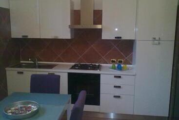 پانسیون Affittacamere Valchiavenna Foresteria In Tranquilla Villa Signorile Con Comodo Parcheggio Privato