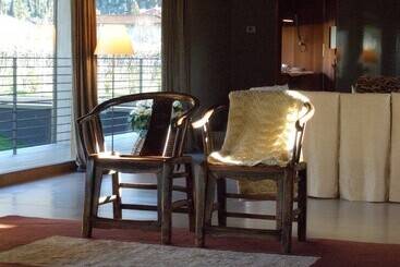 Vivere Suites & Rooms
