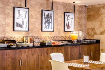 هتل Sleep Inn Villahermosa