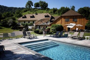 تختخواب و صبحانه Maison D'hôtes & Spa La Scierie