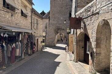 پانسیون Les Hauts De Saulies