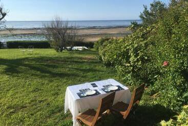 ベッドアンドブレックファースト Chambres D Hôtes Les 4 Vents Pointe Du Hoc   Landing Beaches