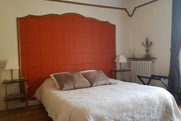 پانسیون Chambres D'hôtes La Fontaine