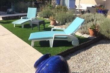 پانسیون Le Patio Fleuri