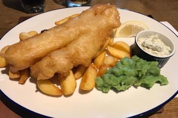 هاستل The Red Lion Inn & Restaurant