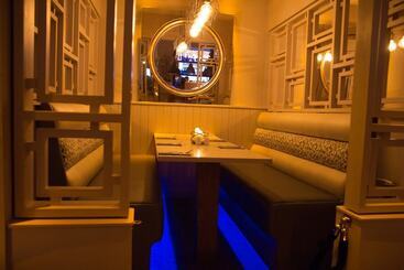 هتل The Townhouse Boutique