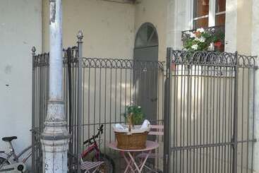 پانسیون Au Jardin Des Deux Ponts