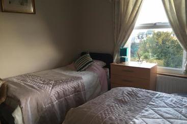 پانسیون Sunny Bank Guest House