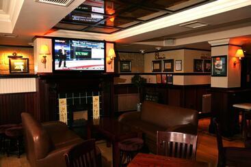 旅馆 Waterhouse Inn