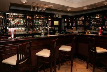 旅馆 Waterhouse Inn