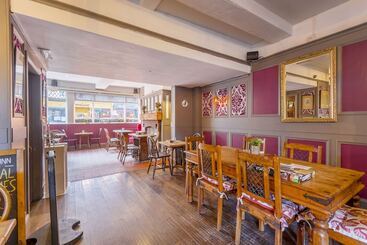 هاستل The Watergate Inn