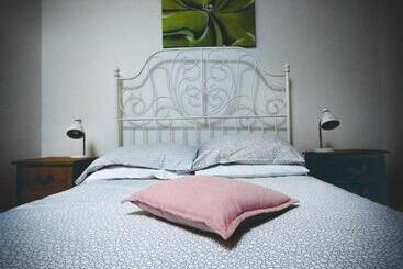 هاستل The Watergate Inn