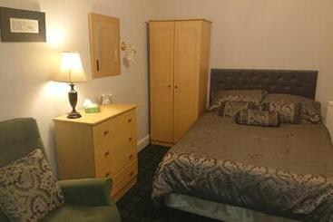 پانسیون Crawfords Guest House