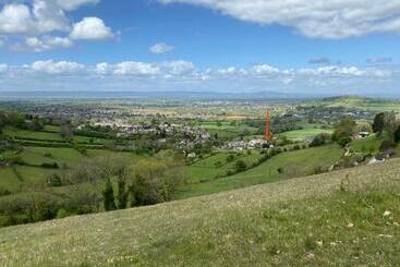 پانسیون Greencourt Loft   The Cotswold Way, Stroud