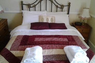 پانسیون No. 9 Guest House