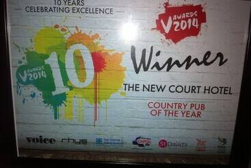 هاستل The New Court Inn
