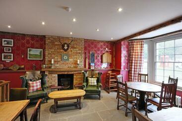 هاستل The Plough Inn