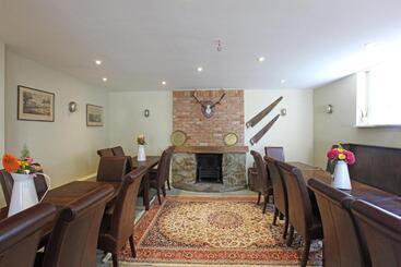 هاستل The Plough Inn