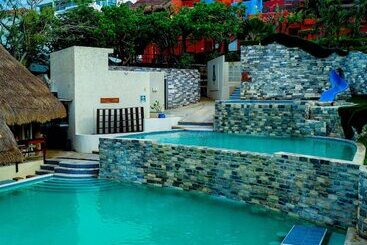 Casa Azul Maya