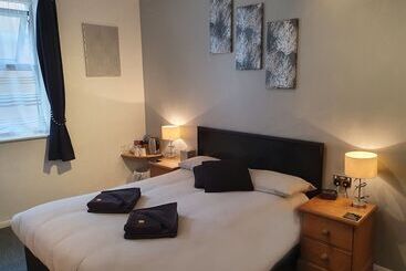 پانسیون Apollo Guest House
