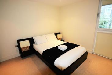 Zen Apartments  Excel & O2 Arena