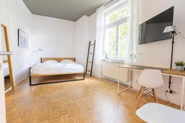 پانسیون Green Residence Boutique Lofts & Villa