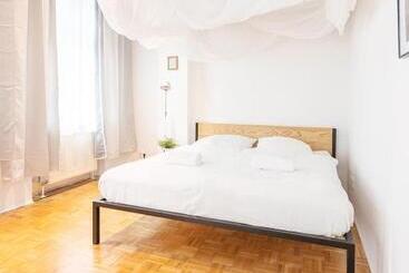 پانسیون Green Residence Boutique Lofts & Villa