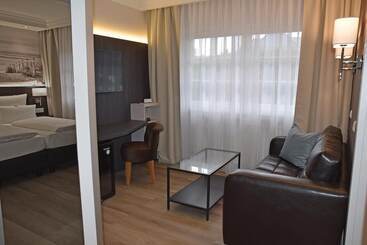 هتل Fisher S Inn