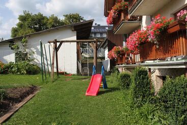 پانسیون Landgasthof Hotel Sauer