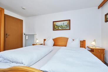 پانسیون Landhaus Lengg