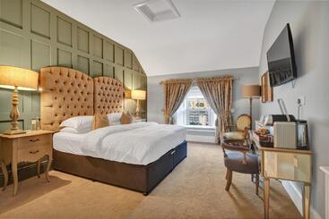 بنسيون The Rooms At Cunningham S Adults Only