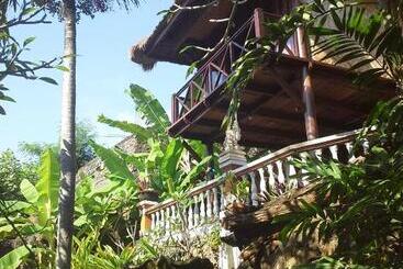پانسیون Villa Manouria   Marcel