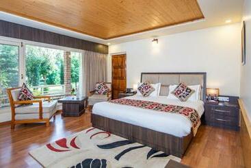 استراحتگاه The Orchard Retreat & Spa