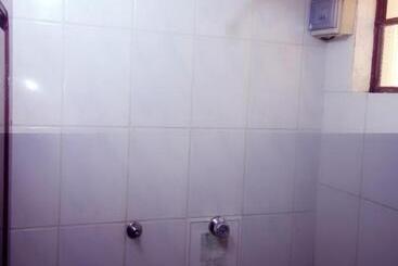 هاستل Hostal La Roca Uyuni