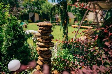 پانسیون Guest House Vadlen