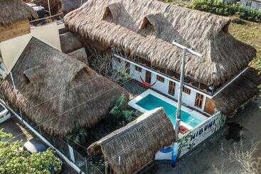 پانسیون Hostal Nibuni Palomino