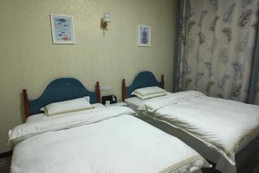 هاستل Yiju Inn