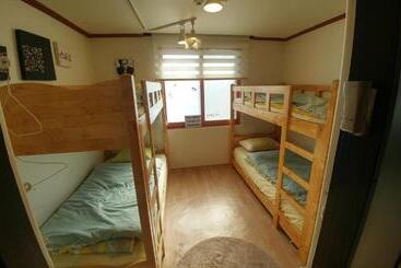 پانسیون Dalbit Stay Seodaejeon