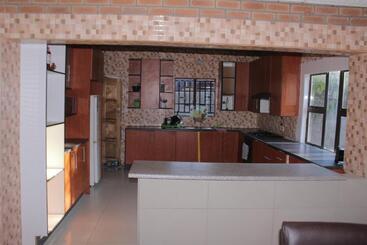 پانسیون Global Guest House
