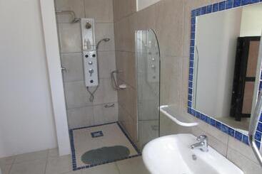 پانسیون Norfolk Guest House