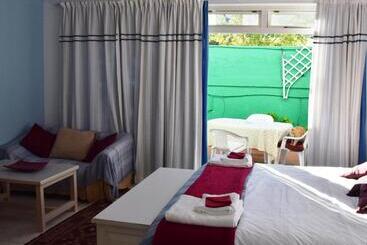 پانسیون Norfolk Guest House