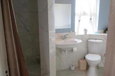 پانسیون Norfolk Guest House