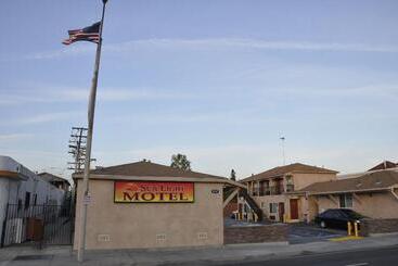 Sun Light Motel