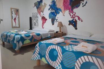پانسیون Hostal Brisa Marina