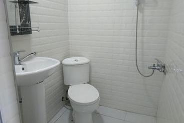 پانسیون Geno Guest House