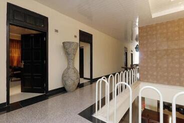 پانسیون Reddoorz Plus Near Halim Perdanakusuma 2