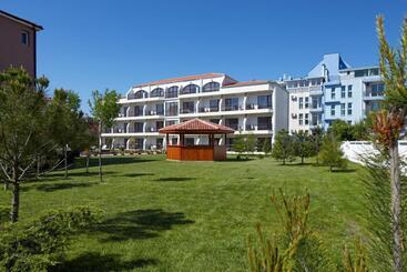 Complex Moskoyani